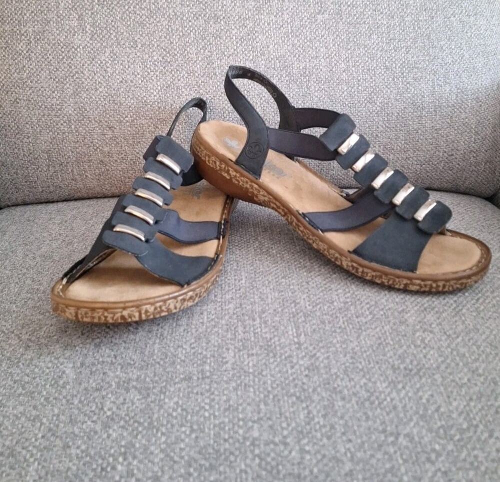 Rieker Regina Women’s Sandals - Size US 8.5/EU39 Black w/metal accents